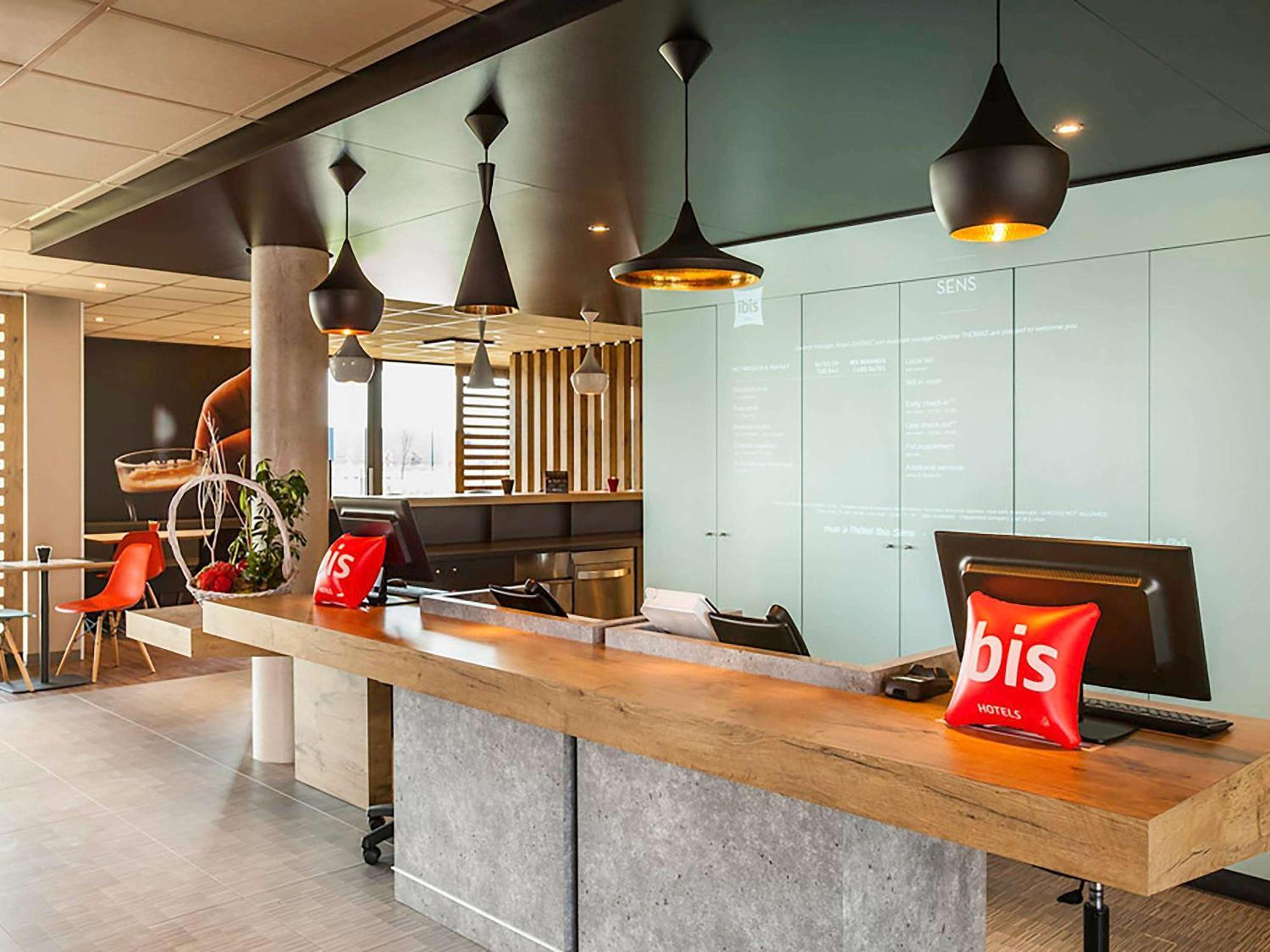 Ibis Sens Hotel Exterior photo